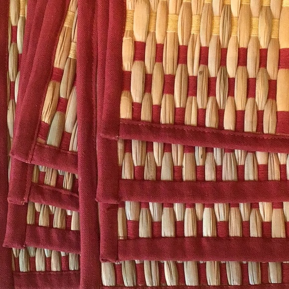 8 Cotton and Straw Placemats - Rust and Natural - Picture 3 of 5